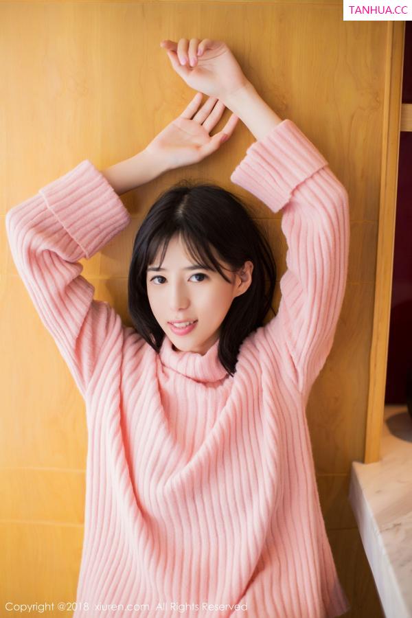 Ellie艾栗栗  温柔贴心护士艾栗栗 甜美清纯的粉色内衣第33张图片